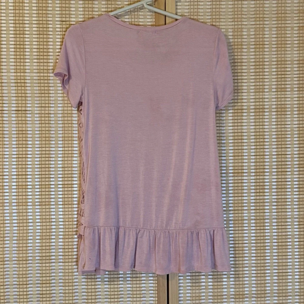 Maurices Womens XS Top Crocheted Peplum‎ Blush Coquette Fairycore Boho Whimsical